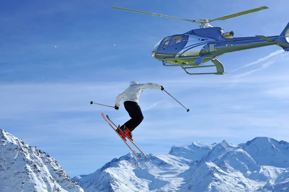 Most-Dangerous-Sports-Helicopter-Skiing
