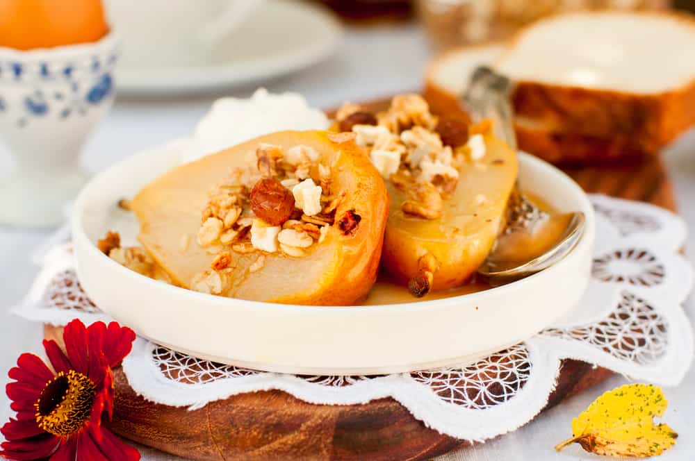 Healthiest-Snacks-Baked-Pears-With-Walnets-and-Honey