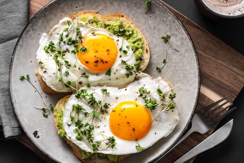 Healthiest-Snacks-Eggs-on-Toast